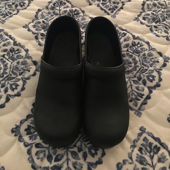 Like new Danskos - Picture 2 of 4